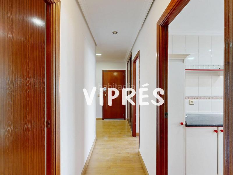 Foto 0427639f-86ec-4343-83ea-151e013b60b4. Flat with heating parking in Centro Cáceres