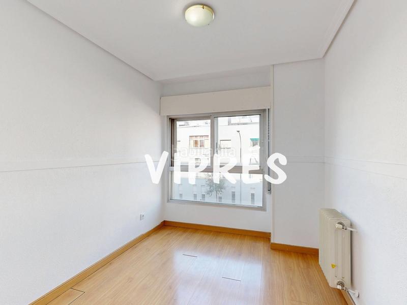 Foto 259670d0-6535-4bc7-bea3-4b7df07bc75d. Flat with heating parking in Centro Cáceres