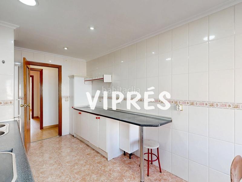 Foto ffa05837-107d-4766-a8d6-e82b84c90b27. Flat with heating parking in Centro Cáceres