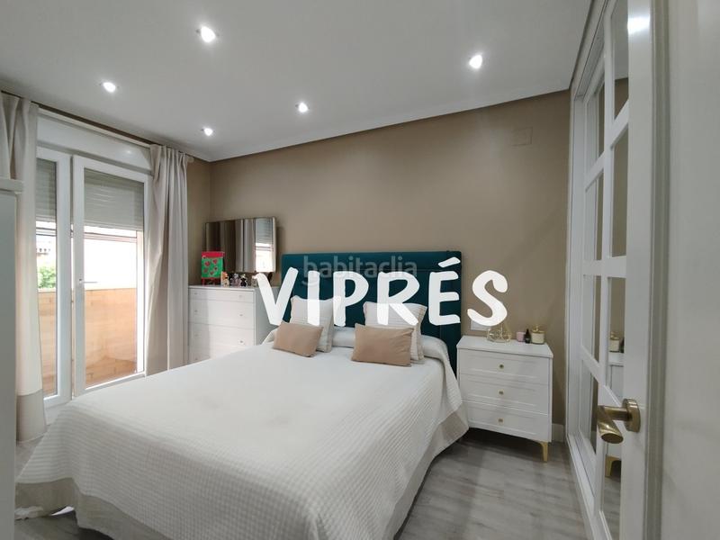 Foto 617c1692-443b-4a80-90d1-87e93f807b3a. Haus mit heizung parking in Oeste Mérida