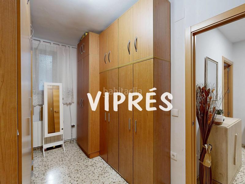 Foto b5ae851a-c773-4a34-8ad4-e3bee8c2d959. Appartamento con riscaldamento parcheggio in Centro Cáceres