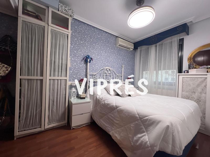 Foto 1a5172bf-c842-456b-90ff-99b1fdb41d86. Appartamento con riscaldamento parcheggio in nuevo Cáceres Cáceres