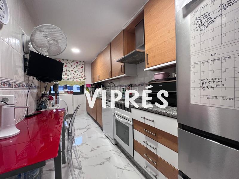 Foto 935d3003-4b6c-4af2-afd6-afa247172656. Appartamento con riscaldamento parcheggio in nuevo Cáceres Cáceres