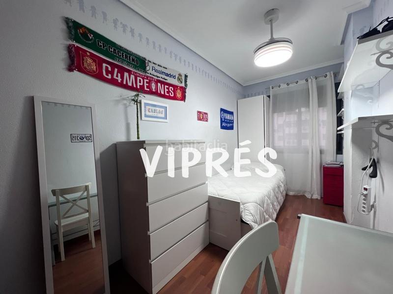 Foto b246ec00-8dd8-4393-826e-5fdc93b194f6. Appartamento con riscaldamento parcheggio in nuevo Cáceres Cáceres