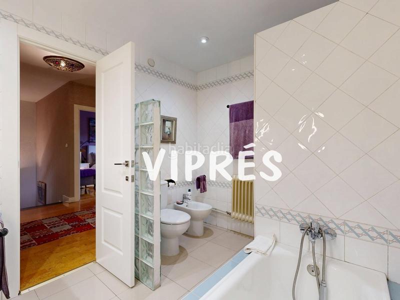 Foto 92540cb2-fa4d-4fe6-b47a-00e7ae210d27. Maison jumelée avec chauffage parking dans Oeste Mérida