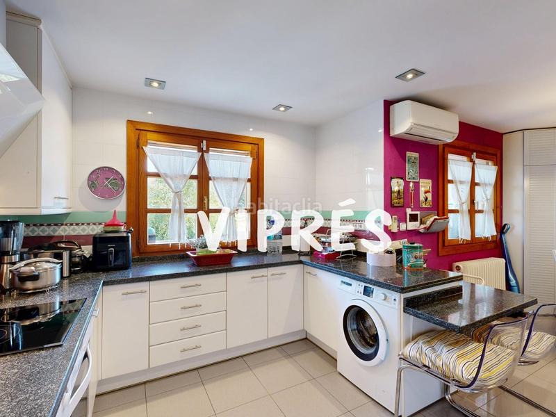 Foto 93f09ab5-06b7-4b93-a910-a7938c639ace. Maison jumelée avec chauffage parking dans Oeste Mérida