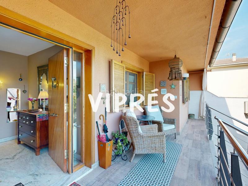 Foto e56136b2-9c68-4c81-984b-07bbbfd2a8d9. Maison jumelée avec chauffage parking dans Oeste Mérida