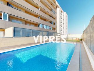 Piso en Ruta de la Plata. Piso de 3 dormitorios , 2 baños , terraza, garaje y piscina comu