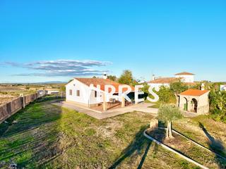 Maison à Casar de Cáceres. Oportunidad! chalet en las viñas de la mata!!!se vende acogedor