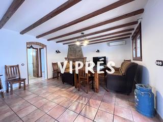 Maison à Casar de Cáceres. Oportunidad! chalet en las viñas de la mata!!!se vende acogedor