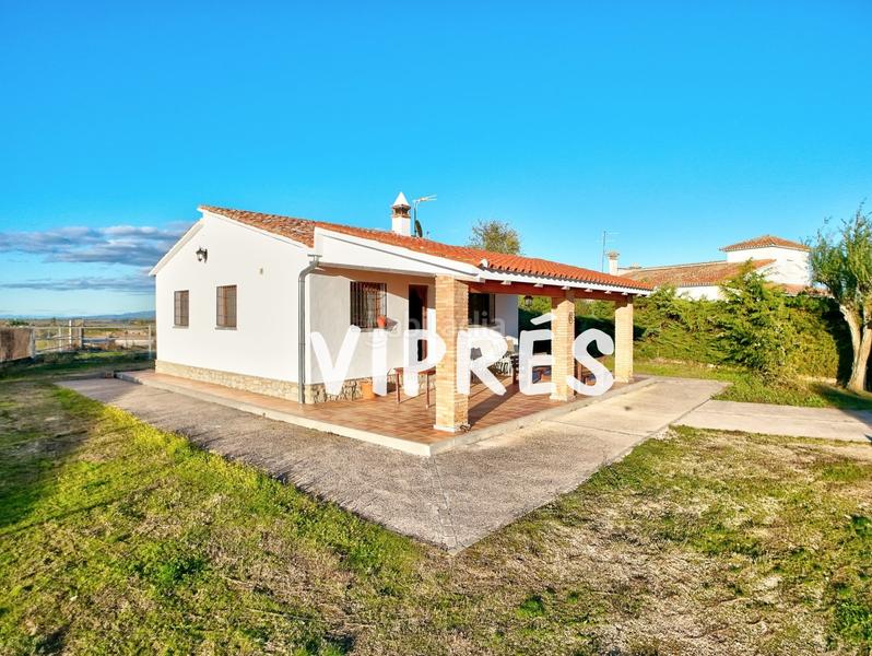 Foto c9388927-0412-443a-90ea-b0751b89927f. Casa amb calefacció a Casar de Cáceres