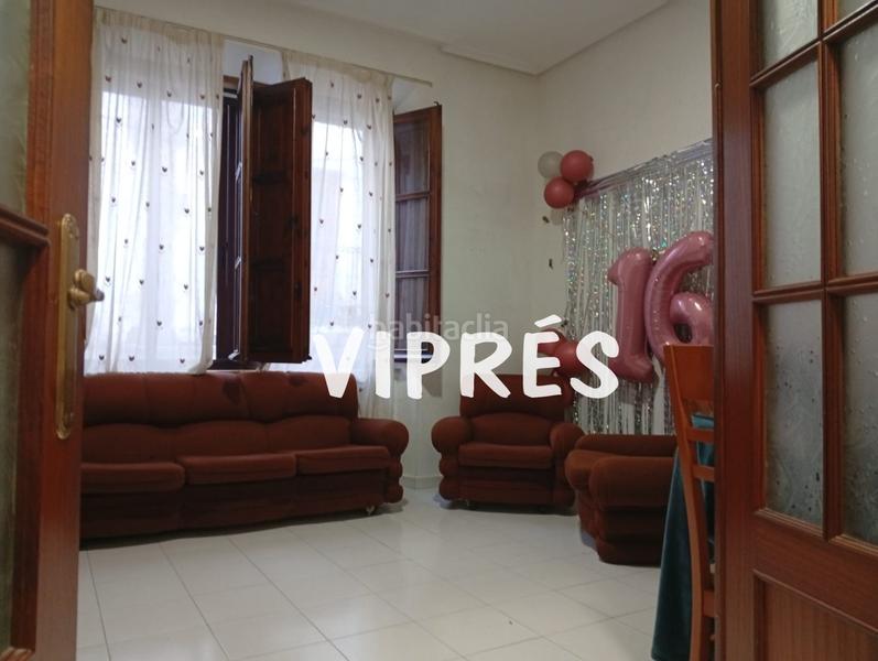 Foto fee30b47-cab1-4d92-aeed-823661ce222d. Appartamento in Casco Antiguo Cáceres