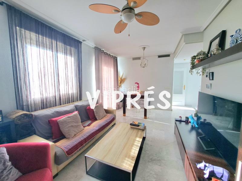 Foto bd7efca3-9f0c-42ab-a2dd-c38f78eed87a. Dúplex amb calefacció aparcament a Sur Mérida