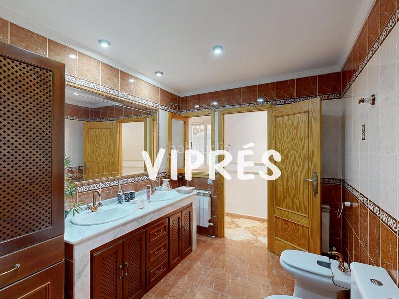 Foto 7e62fddf-9ba4-46f0-931c-7f45c9453649. House with heating parking in Arroyo de San Serván