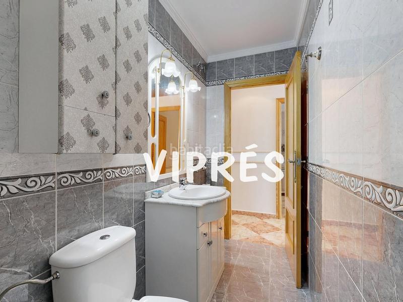 Foto fdcf53af-4ab9-4e90-a9d9-60ac58a0a761. House with heating parking in Arroyo de San Serván