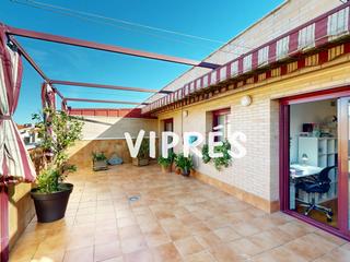 Dúplex a Casco Antiguo. Dúplex ático exclusivo en plaza italia  cáceres magnífica vivien