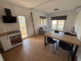 Appartement à Casco Antiguo. Piso en venta en plaza italia, junto a cánovas en cáceres