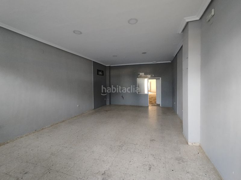 Foto 11a3230d-e632-493e-8ae6-d3c8dcf55337. Local comercial a Centro Cáceres