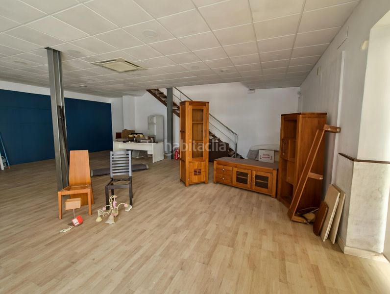 Foto da3acc26-d9b6-4e80-9910-f3a019d67a77. Local comercial a Arroyo de San Serván