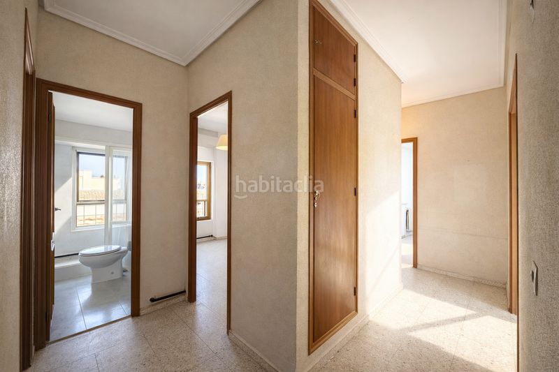 Foto b286cd82-a4ea-4844-b29b-ae051164d10a. Piso  en venta en zona antonio hurtado en Centro Cáceres