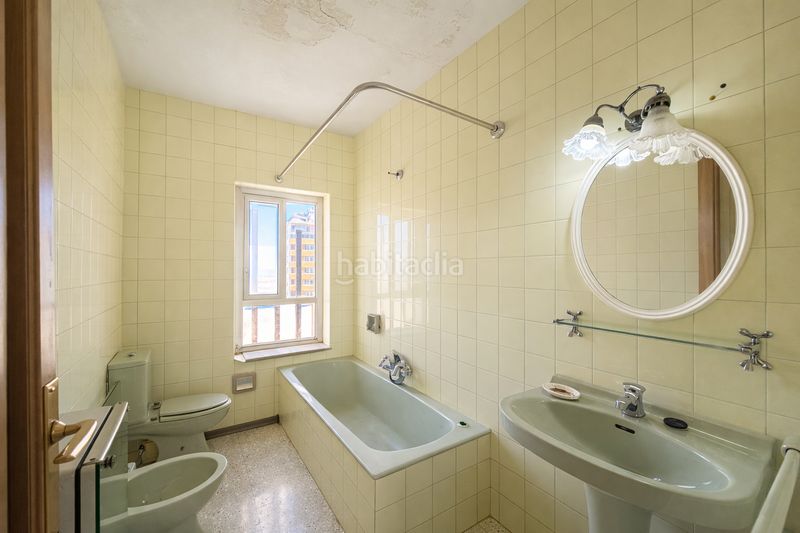 Foto f2a0d946-91e5-4dfb-bfc7-ed9333335627. Piso  en venta en zona antonio hurtado en Centro Cáceres