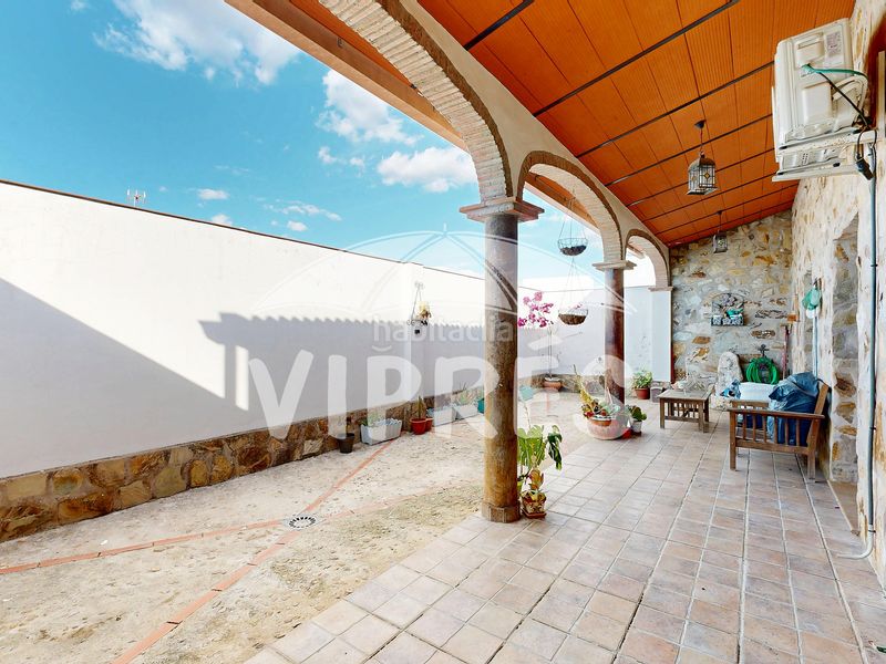 Foto 035f4706-733a-42f7-b424-361377ddef43. Casa amb calefacció a Arroyo de San Serván