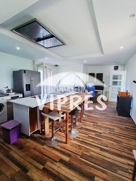 Foto c2cc8468-ddd5-4b50-baaf-ac5adbe67094. Masia amb piscina a Oeste Mérida