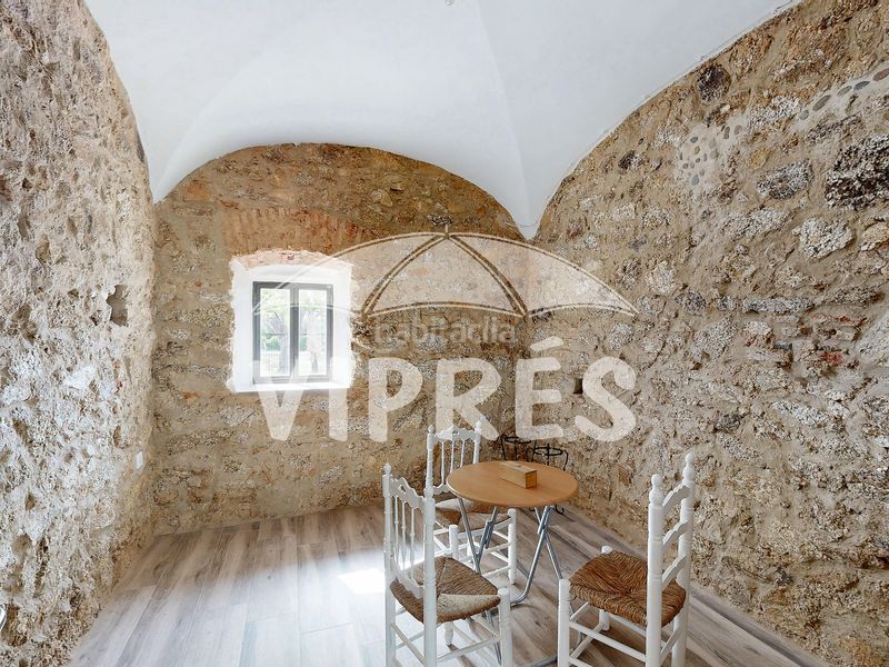 Foto 535b6ebc-259f-4514-b593-3aaf6f5ef040. Casa adossada a Casar de Cáceres