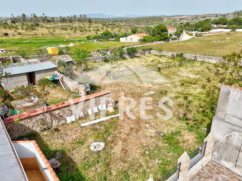 Foto f5a50947-572f-4be0-a06c-c19d502d108a. Casa adossada a Casar de Cáceres