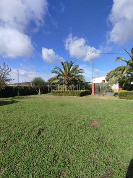 Foto 5bee179b-8927-432e-8d54-44fc368dd9a6. Casa amb piscina a Valverde de Mérida