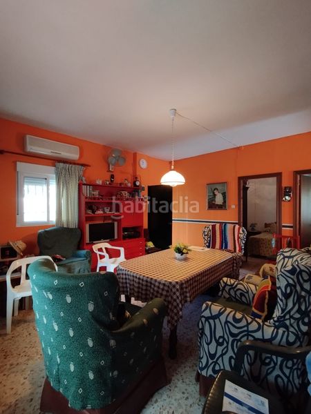Foto dc0b3485-1b80-4a39-9063-316175d18415. Casa amb piscina a Valverde de Mérida