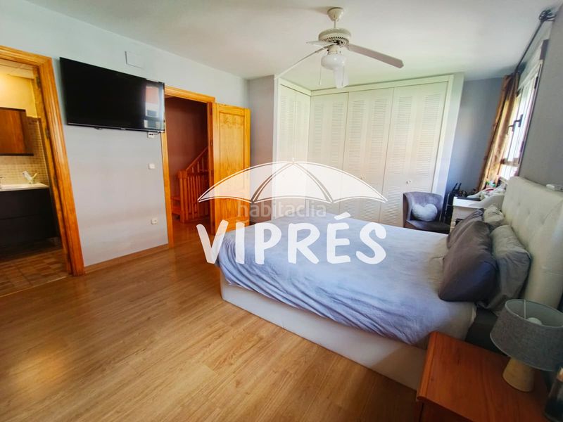 Foto 3d91a7b4-f843-4ca4-b3db-526e4c4a98ab. Casa adossada amb calefacció a Norte Mérida