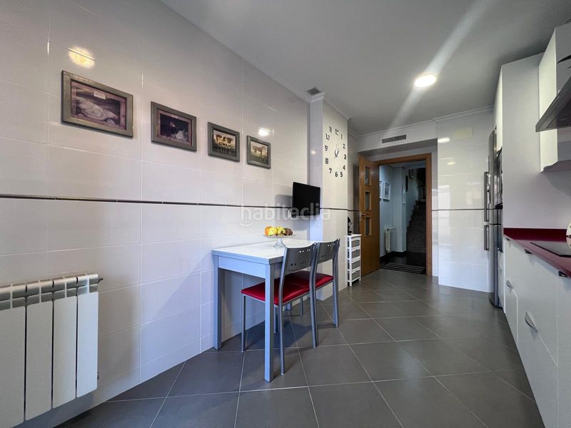 Foto 73c5c6f3-b29e-4e24-9cdc-43b9908adac6. Casa adossada a Montesol - Mejostilla Cáceres