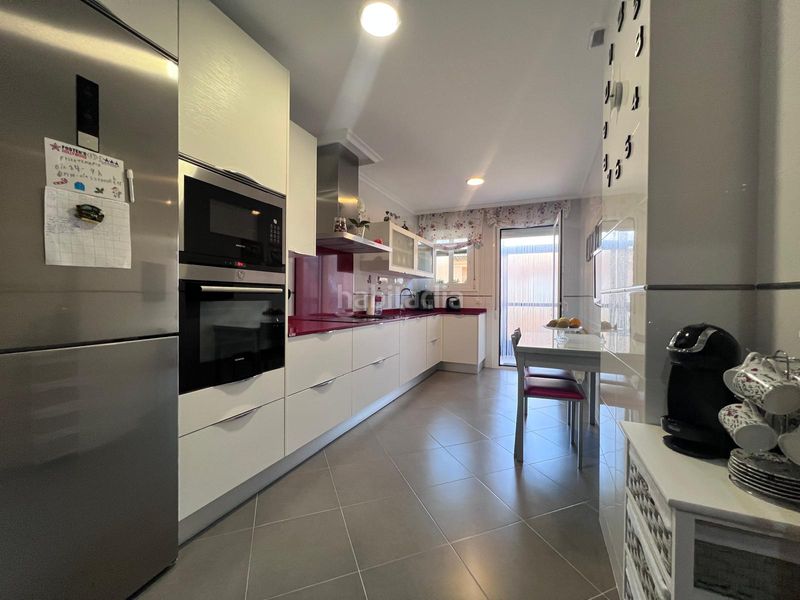 Foto 74d51788-508b-4852-81b3-2e32ba8ddca6. Casa adossada a Montesol - Mejostilla Cáceres