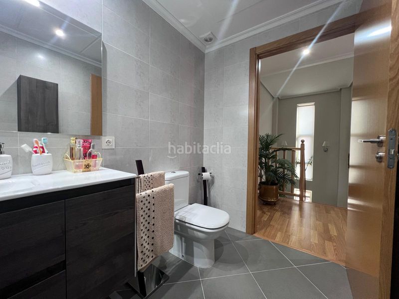 Foto d749adde-9163-47dd-8fe3-ec9cea122e7d. Casa adossada a Montesol - Mejostilla Cáceres