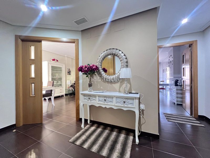 Foto f531a1fd-5ce4-41c8-8dd0-0b3859083de6. Casa adossada a Montesol - Mejostilla Cáceres