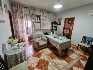 Pis a Centro. Piso ascensor centro reformado 4 habitaciones , 2 baños