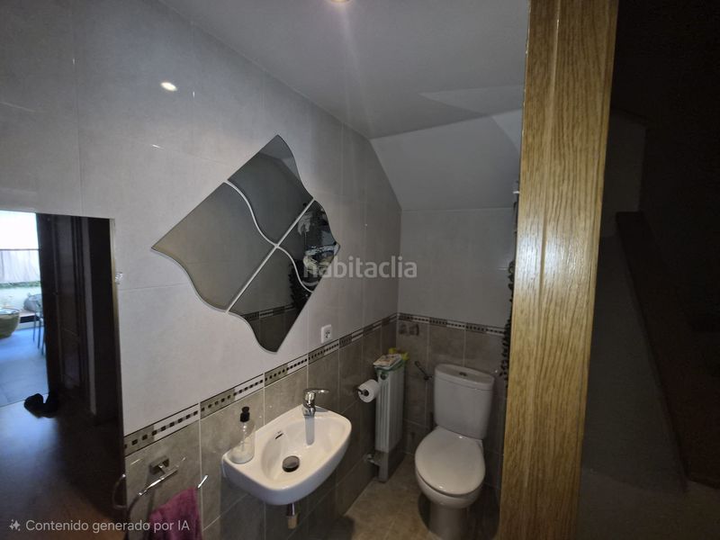 Foto d0d26c16-70da-4734-a055-d756bad146e1. Casa adossada amb piscina a Oeste Mérida