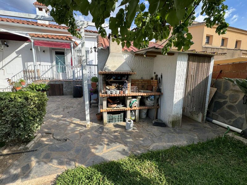 Foto b718cfc0-06e5-4f50-ac89-c72b8831068b. Casa amb calefacció piscina a Este Mérida