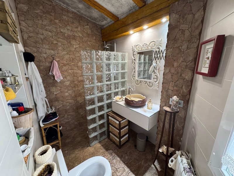 Foto fd876f06-3b58-4a67-9c38-ca27df17ad80. Casa amb calefacció piscina a Este Mérida