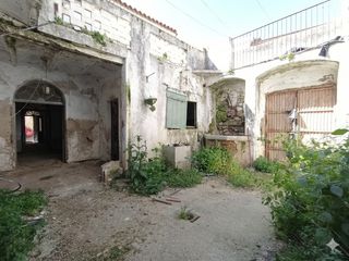 Casa a Mirandilla. Casa para reforma integral en mirandilla