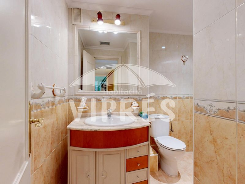 Foto 14520db1-ef37-4f6d-b614-28ba4191d629. Apartament amb calefacció a Centro Cáceres