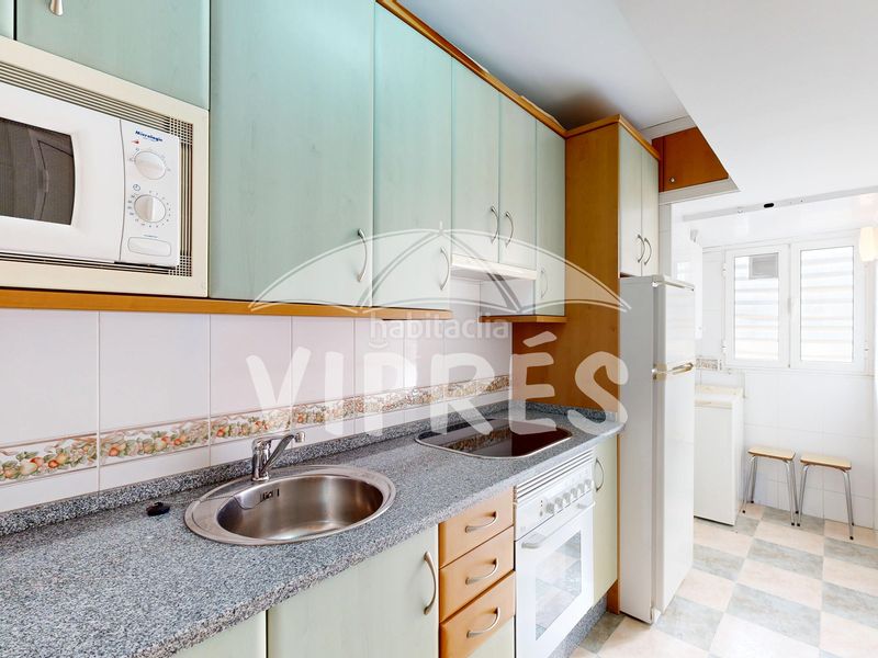 Foto 4e496e09-9242-48b8-b690-d9c166df79ca. Apartament amb calefacció a Centro Cáceres