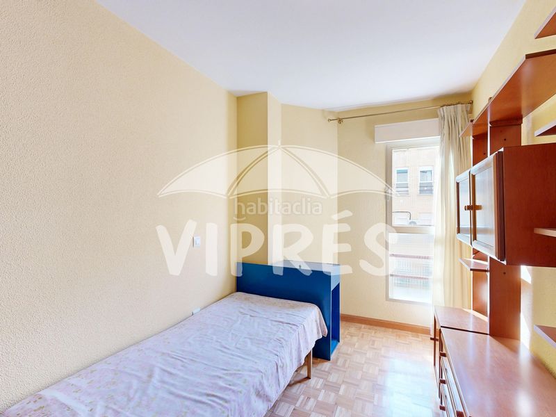 Foto e8c00b35-80f3-4bb7-98eb-c2ed9c2922bc. Apartament amb calefacció a Centro Cáceres