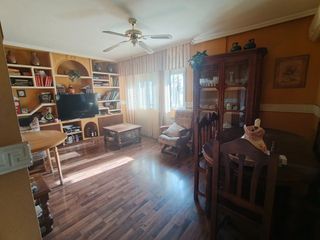 Pis a Nuevo Cáceres. Piso en venta en zona llopis en cáceres