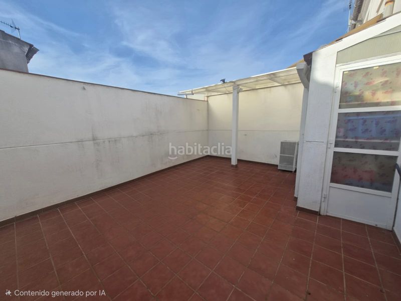 Foto 3dcc3d25-96a4-4ad4-b1ec-416b42101652. Casa adossada a Sur Mérida