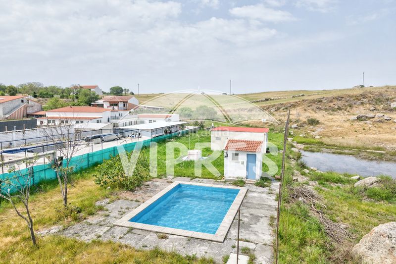 Foto 8179120d-85d0-4b88-beb5-62f691fcdf0c. Finca rústica a Casar de Cáceres