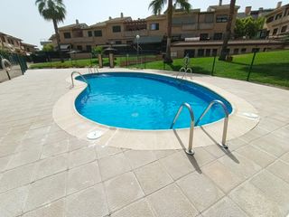 Casa a schiera in Montesol - Mejostilla. Adosado en venta en montesol en cáceres