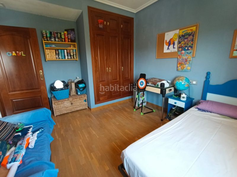 Foto c8e26be5-8050-4e34-931c-eccd7c7b021e. Casa adossada a Montesol - Mejostilla Cáceres