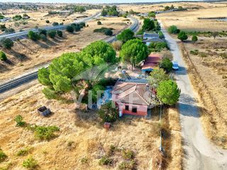 Casale in Garrovillas. Casa de campo en venta en la perala, cáceres